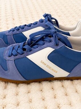 Sam Edelman Women’s Blue Retro Trainer